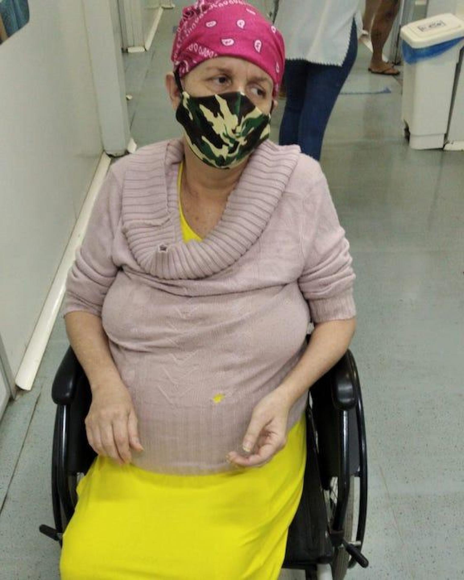 Ativista faz vaquinha para custear tratamento de câncer da mãe